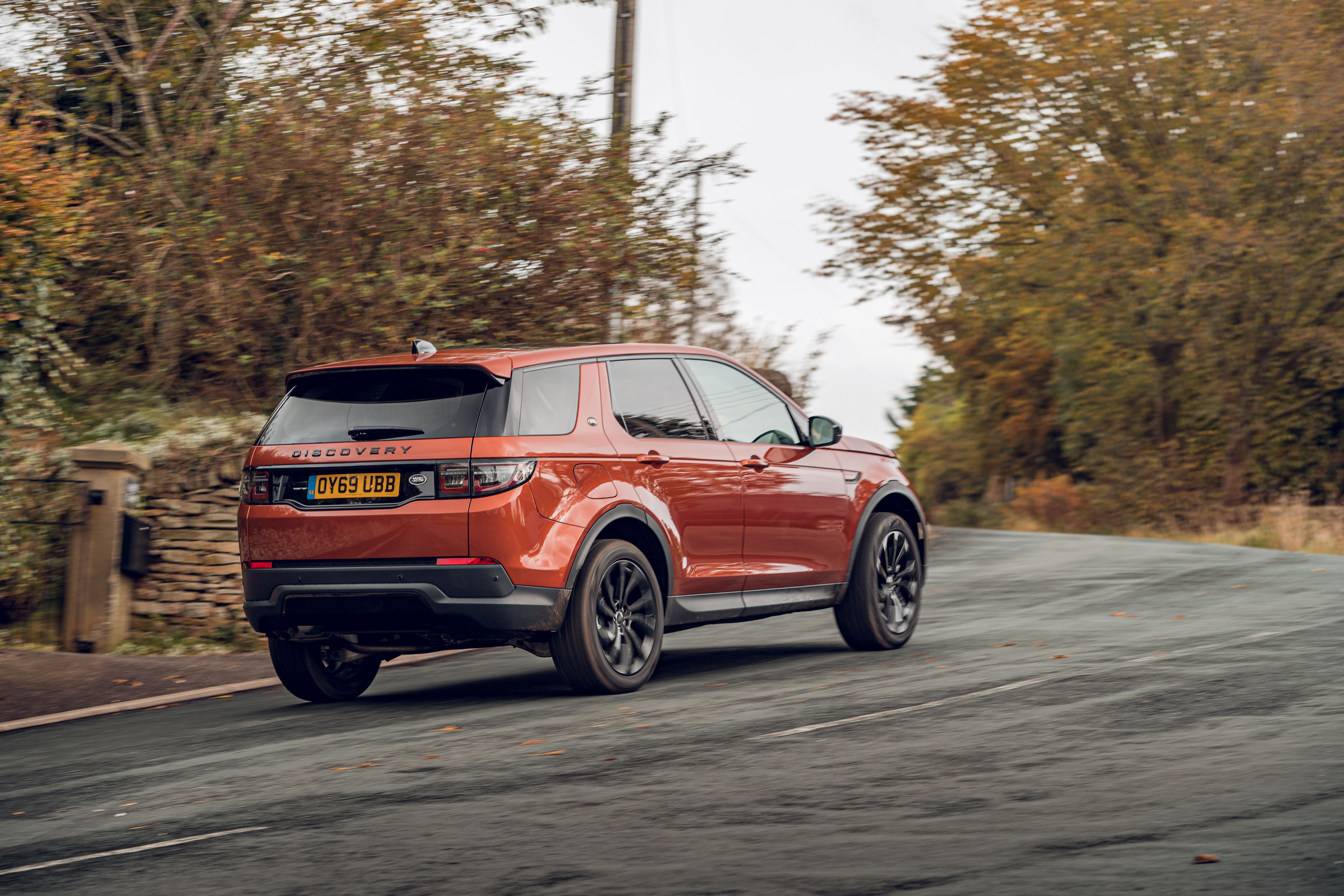 1808440_Discovery Sport 20MY UK_1325 The Garage and MOT Magazine